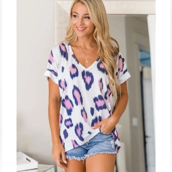 ANIMAL Print V Neck Short Sleeves Top - Picture 1 of 3